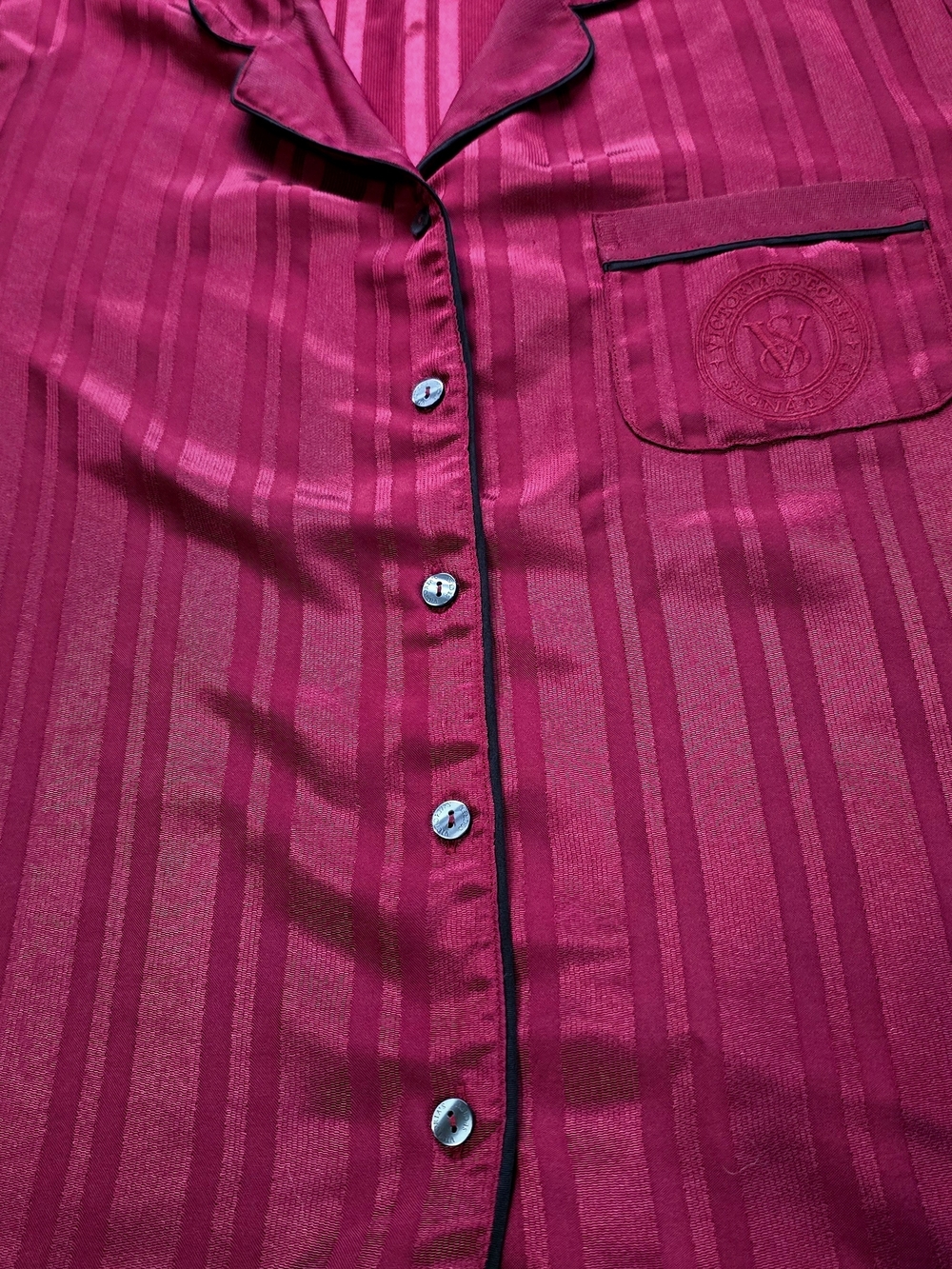 Victoria’s Secret Satin Pajama Set – Burgundy Striped Button Front. Size M - Picture 4 of 6